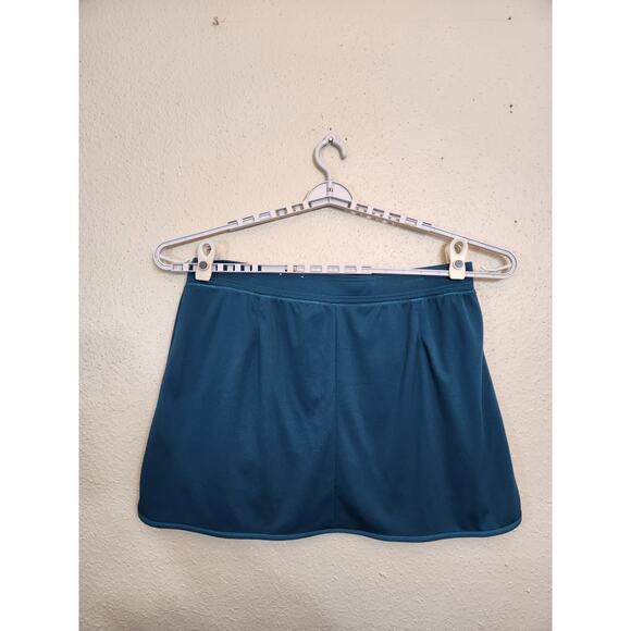St. John's Bay Women's Dark Green Quick Dry Athletic Active‎ Pull On Skort  1X - Picture 2 of 6